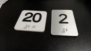 Placa Braille Elevador