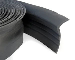 Testeira de Degrau Antiderrapante em PVC Flexível