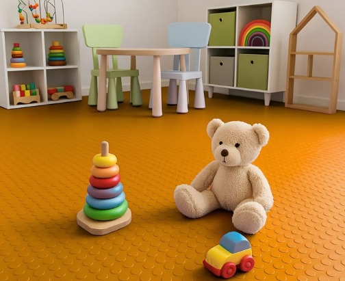 Área externa com piso emborrachado