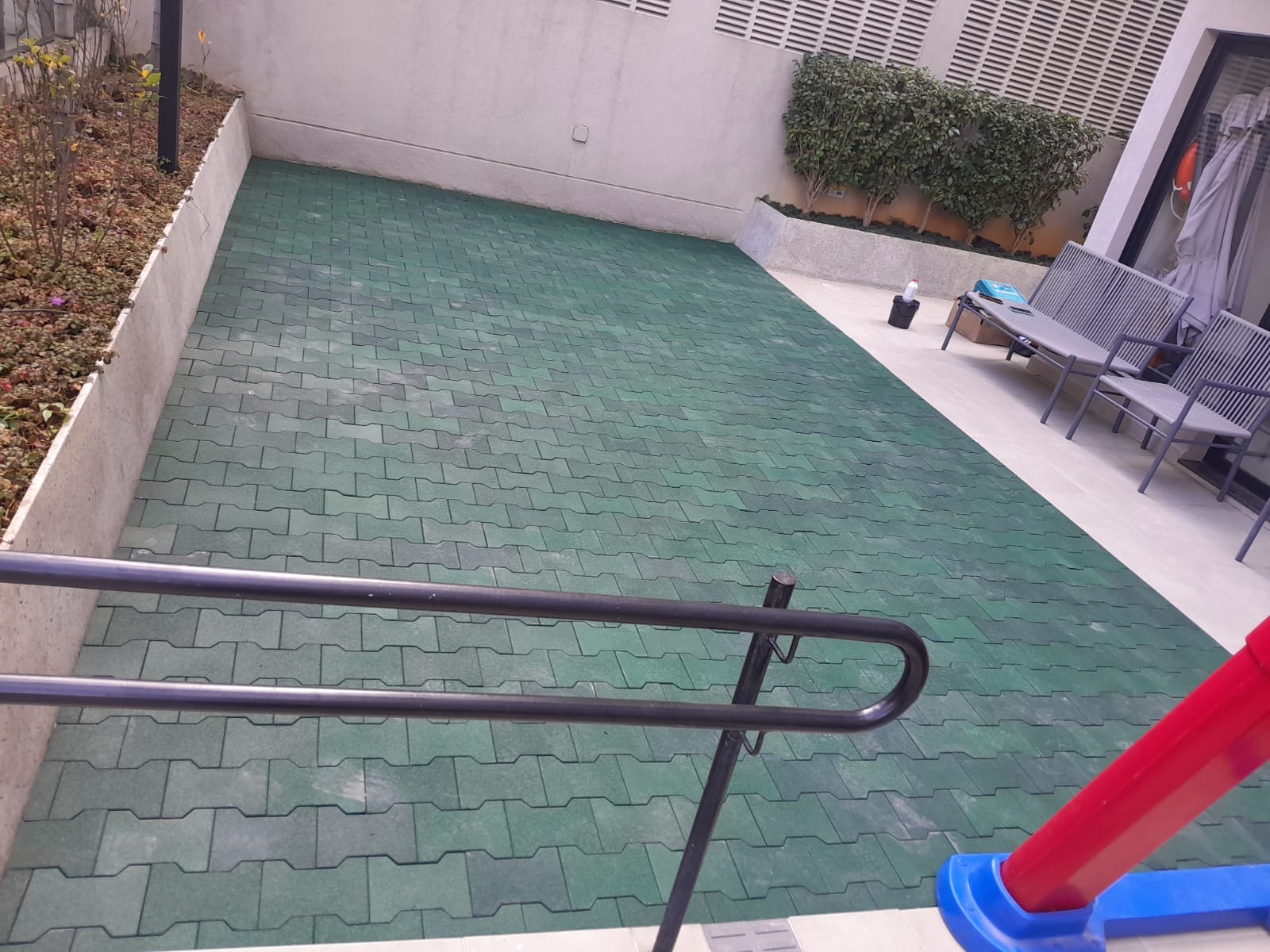 Playground com piso emborrachado